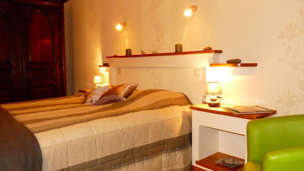 A L'Ancienne Grange - Chambres D'Hotes Fontaine  Room photo